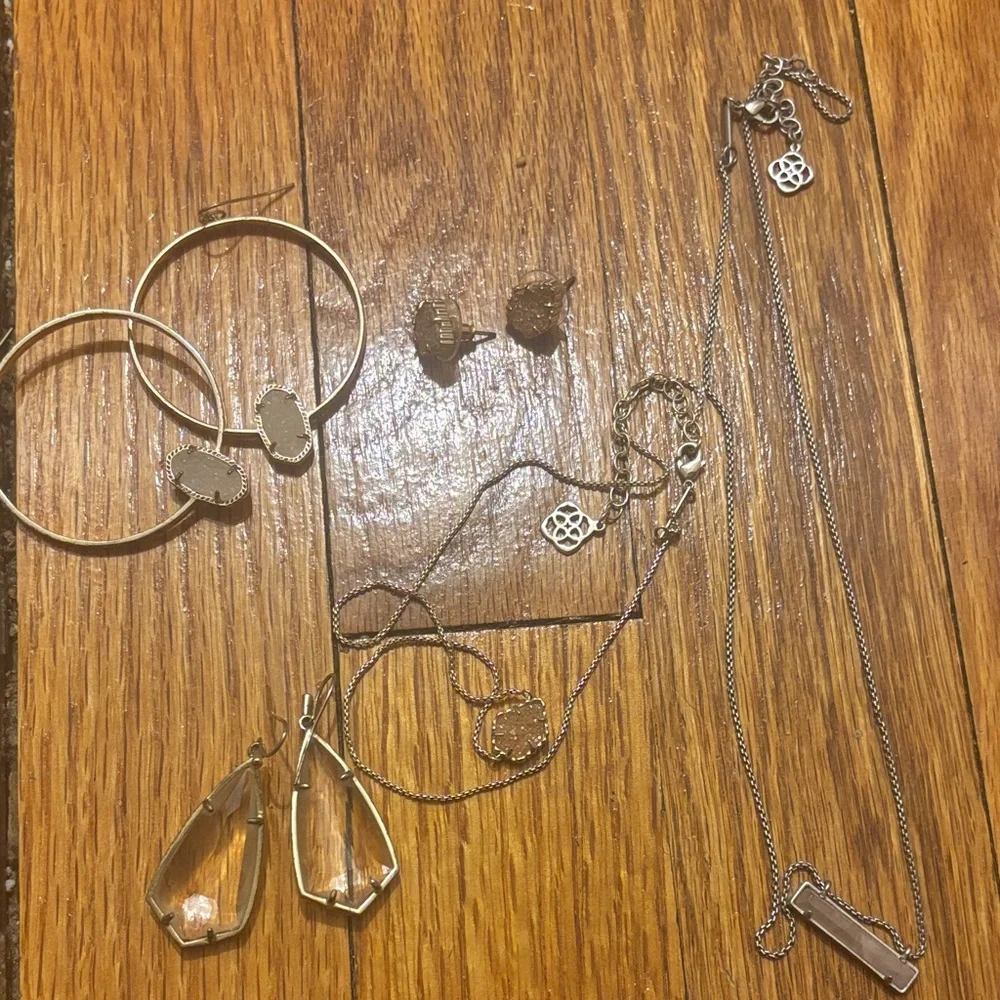Kendra Scott Jewelry Bundle - Picture 1 of 5